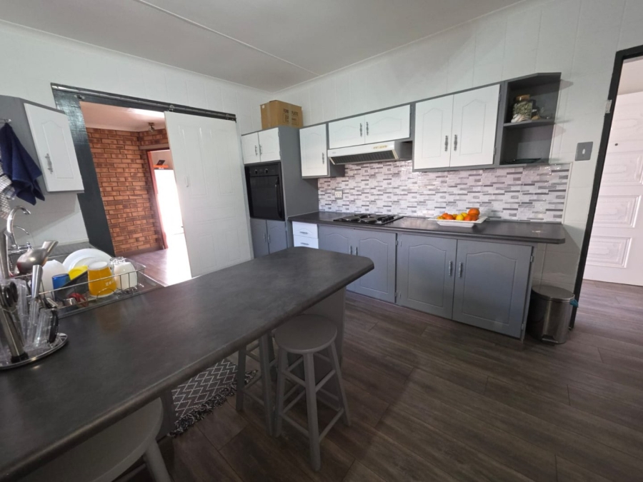 4 Bedroom Property for Sale in Cosmosrand Mpumalanga