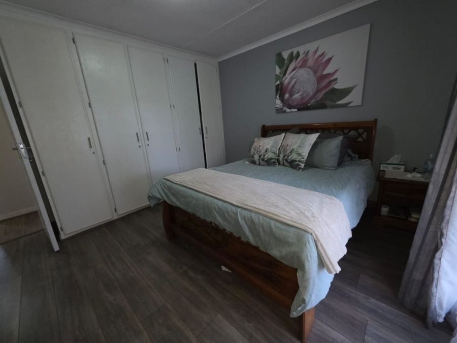 4 Bedroom Property for Sale in Cosmosrand Mpumalanga