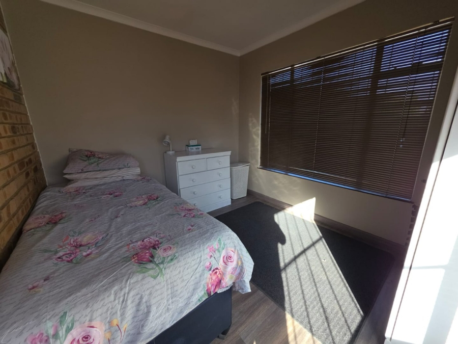 4 Bedroom Property for Sale in Cosmosrand Mpumalanga