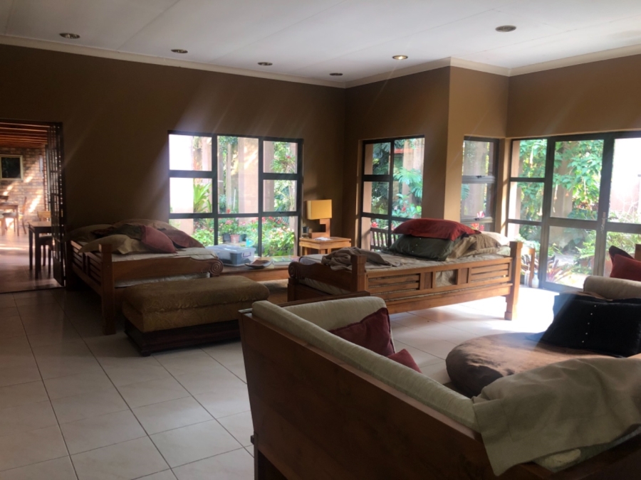 10 Bedroom Property for Sale in White River Ext 5 Mpumalanga