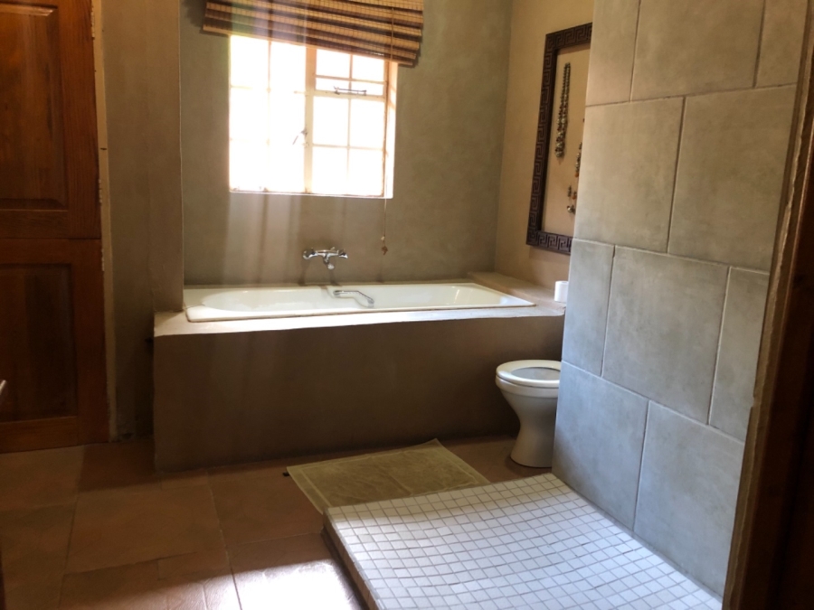 10 Bedroom Property for Sale in White River Ext 5 Mpumalanga