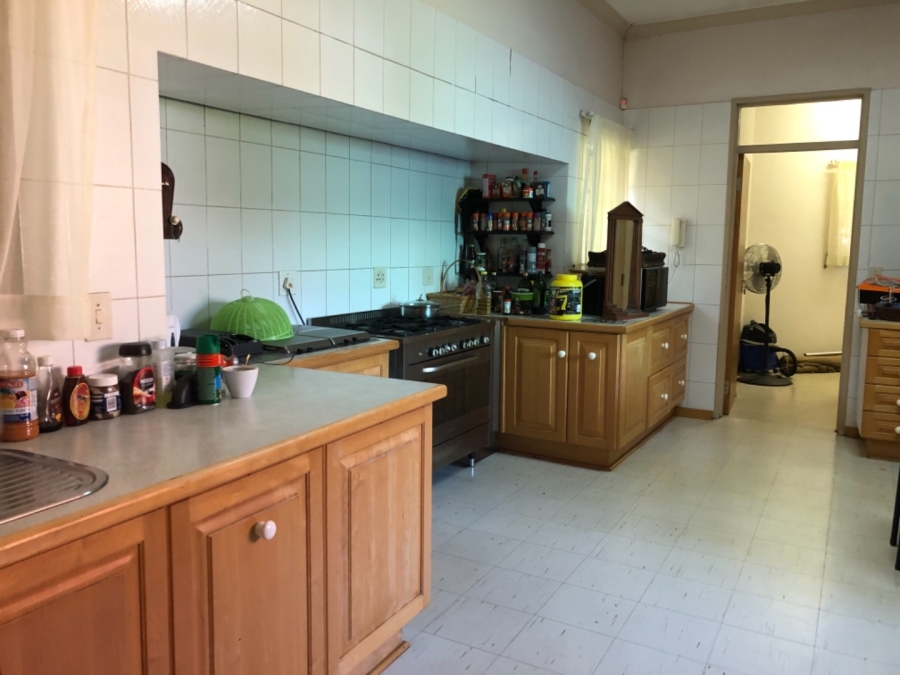 10 Bedroom Property for Sale in White River Ext 5 Mpumalanga
