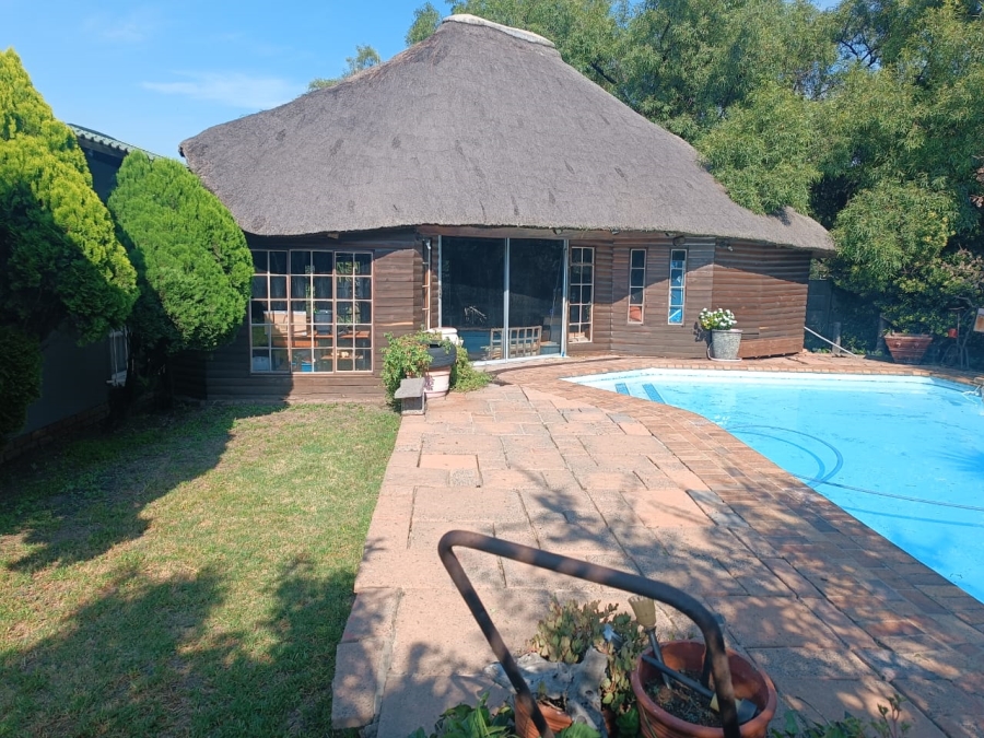 3 Bedroom Property for Sale in Cosmosrand Mpumalanga