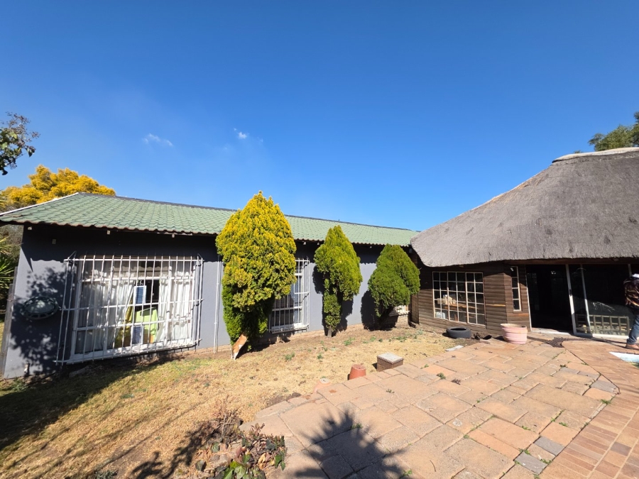 3 Bedroom Property for Sale in Cosmosrand Mpumalanga
