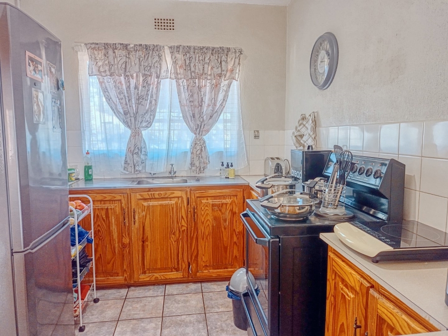 To Let 2 Bedroom Property for Rent in White River Mpumalanga