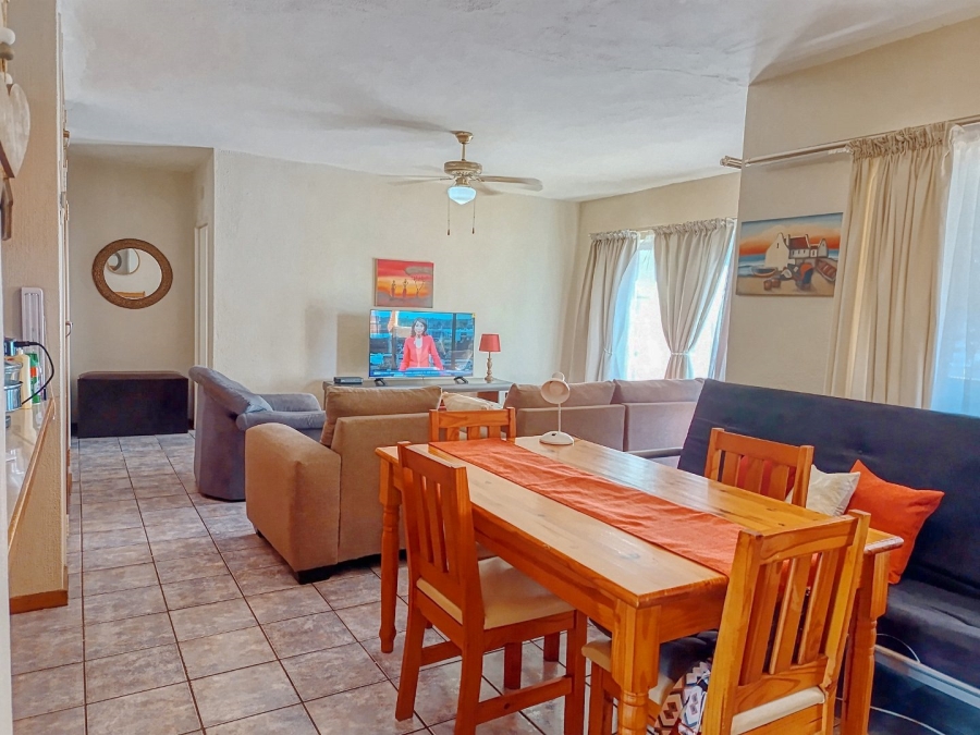 To Let 2 Bedroom Property for Rent in White River Mpumalanga