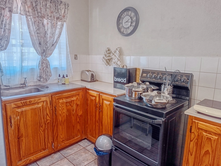 To Let 2 Bedroom Property for Rent in White River Mpumalanga