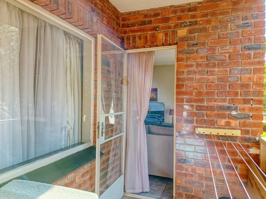 To Let 2 Bedroom Property for Rent in White River Mpumalanga