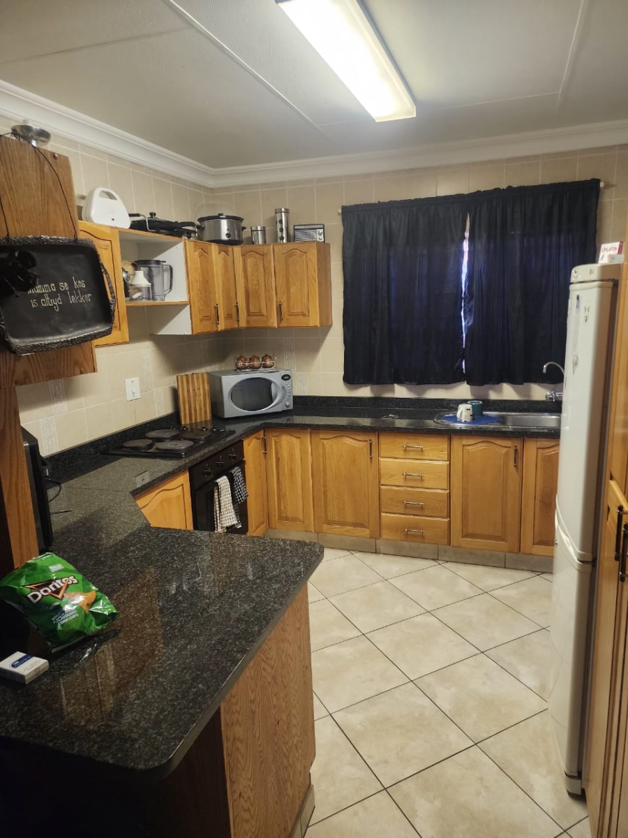 To Let 1 Bedroom Property for Rent in Noordrand Mpumalanga