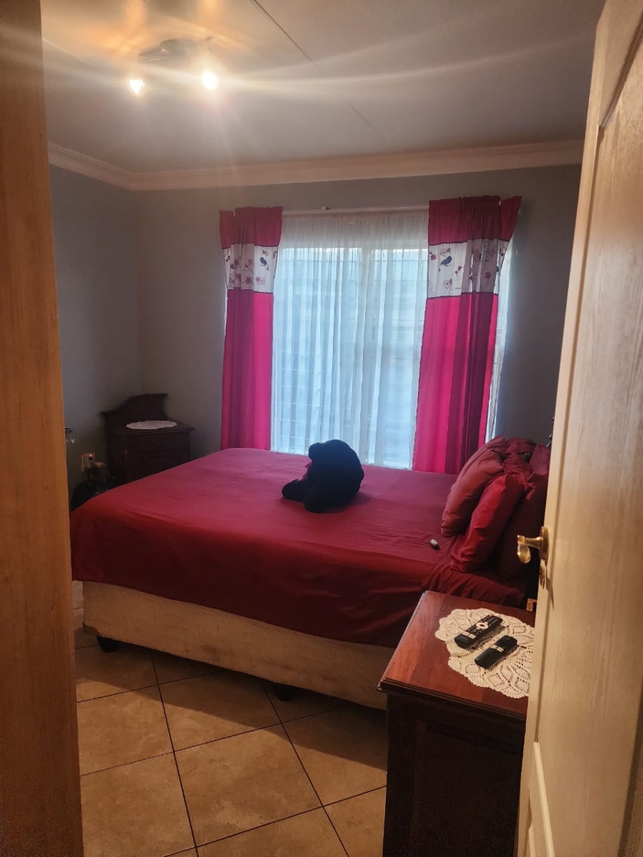 To Let 1 Bedroom Property for Rent in Noordrand Mpumalanga