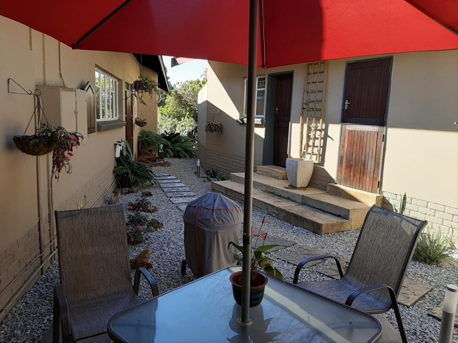 To Let 4 Bedroom Property for Rent in White River Ext 1 Mpumalanga