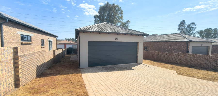 3 Bedroom Property for Sale in Die Heuwel Ext 4 Mpumalanga