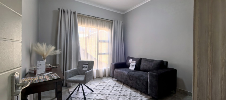 3 Bedroom Property for Sale in Die Heuwel Ext 4 Mpumalanga