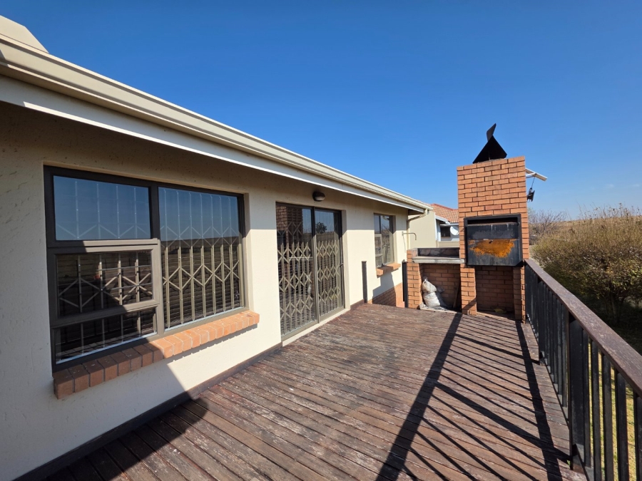 3 Bedroom Property for Sale in Noordrand Mpumalanga