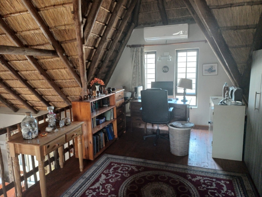2 Bedroom Property for Sale in Marloth Park Mpumalanga