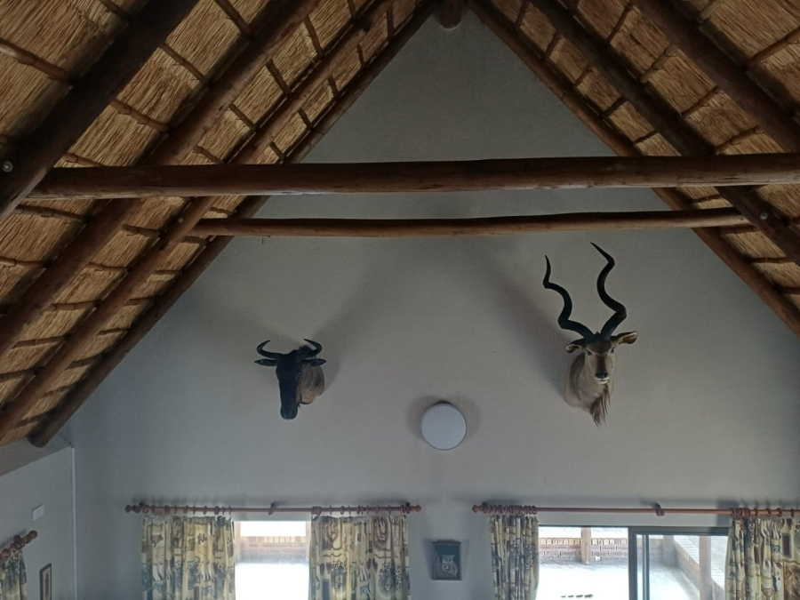 2 Bedroom Property for Sale in Marloth Park Mpumalanga