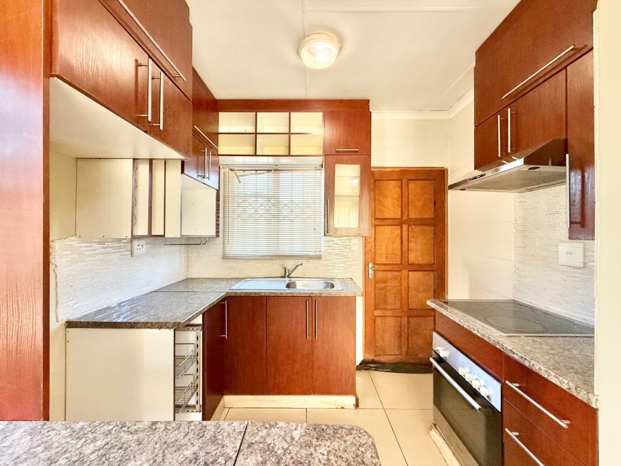 To Let 2 Bedroom Property for Rent in Hlalamandi Mpumalanga