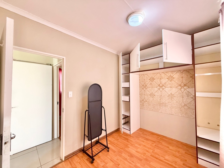 To Let 2 Bedroom Property for Rent in Hlalamandi Mpumalanga