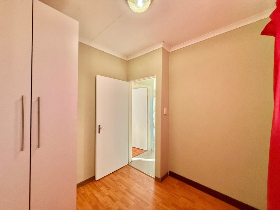 To Let 2 Bedroom Property for Rent in Hlalamandi Mpumalanga