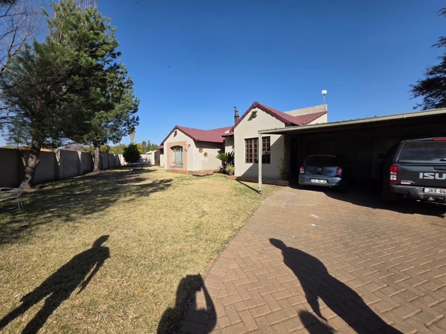 3 Bedroom Property for Sale in Noordrand Mpumalanga