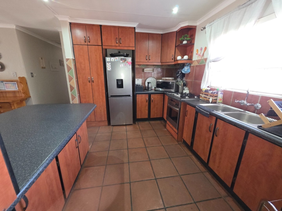 3 Bedroom Property for Sale in Noordrand Mpumalanga