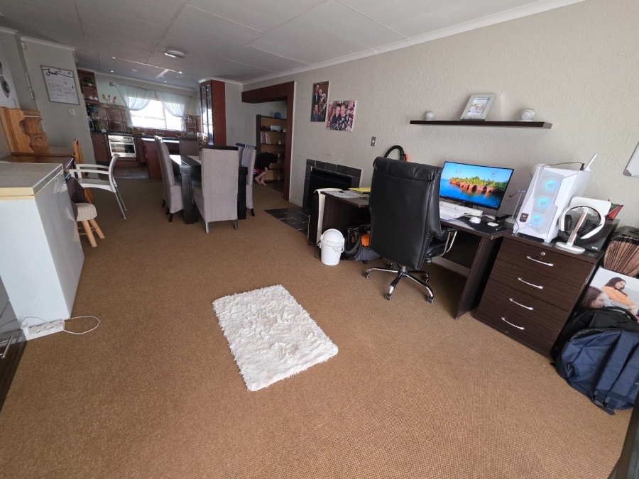 3 Bedroom Property for Sale in Noordrand Mpumalanga