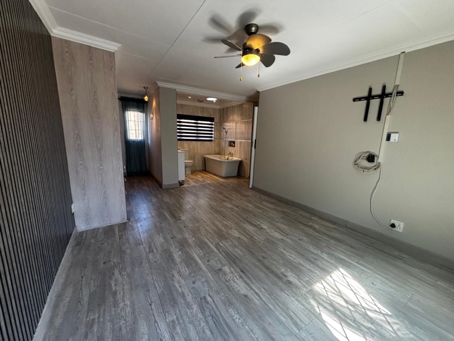 3 Bedroom Property for Sale in Kruinpark Mpumalanga