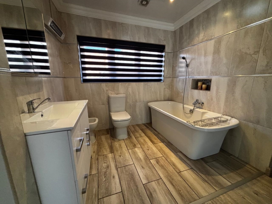 3 Bedroom Property for Sale in Kruinpark Mpumalanga