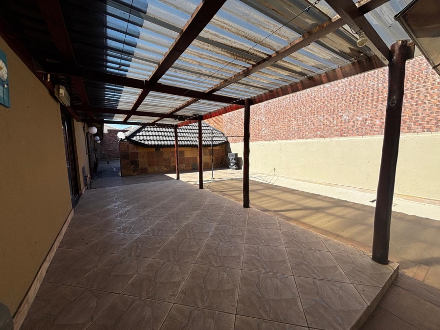 3 Bedroom Property for Sale in Kruinpark Mpumalanga