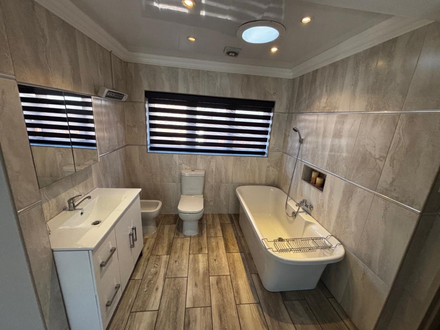3 Bedroom Property for Sale in Kruinpark Mpumalanga