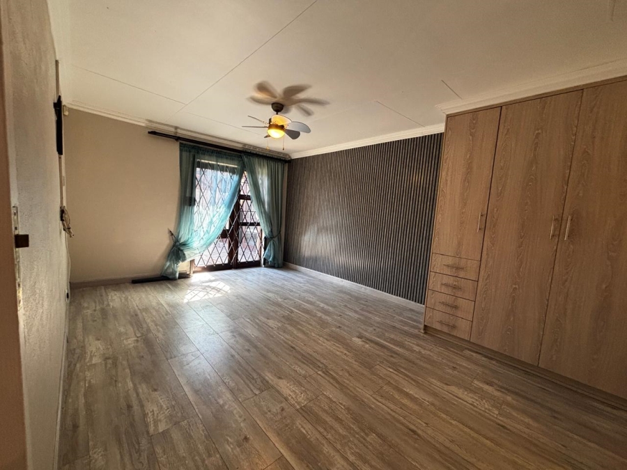 3 Bedroom Property for Sale in Kruinpark Mpumalanga