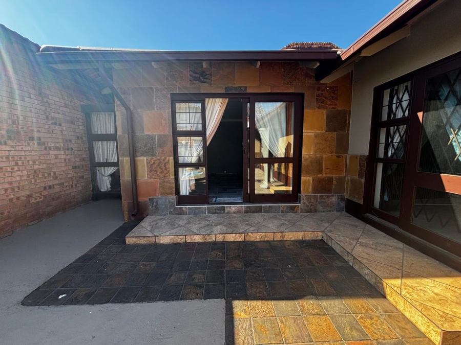 3 Bedroom Property for Sale in Kruinpark Mpumalanga