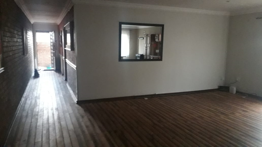 3 Bedroom Property for Sale in Kruinpark Mpumalanga