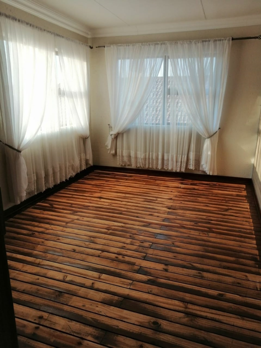3 Bedroom Property for Sale in Kruinpark Mpumalanga