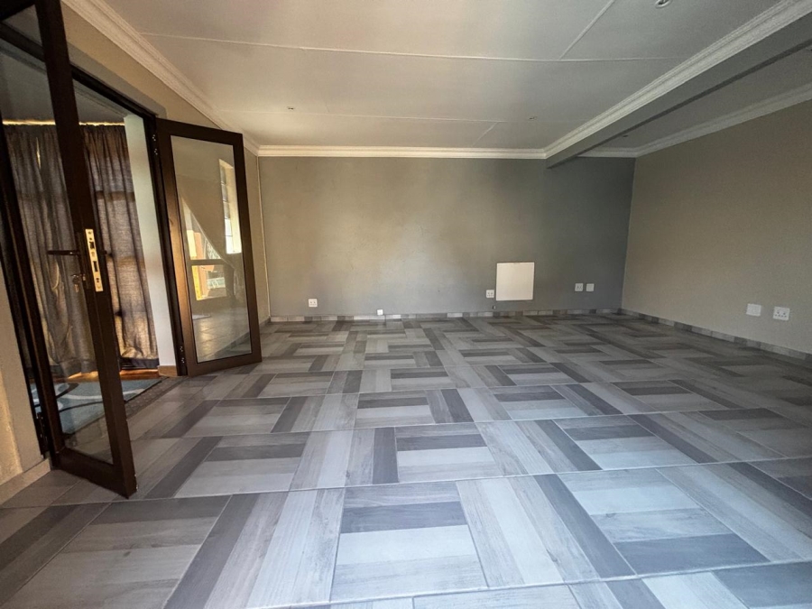 3 Bedroom Property for Sale in Kruinpark Mpumalanga