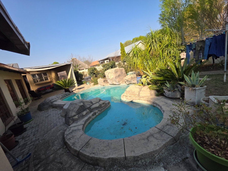 3 Bedroom Property for Sale in Kruinpark Mpumalanga