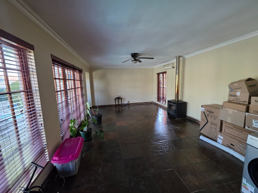 3 Bedroom Property for Sale in Kruinpark Mpumalanga