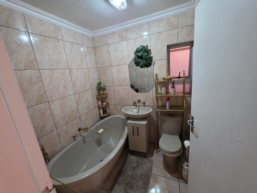 3 Bedroom Property for Sale in Kruinpark Mpumalanga