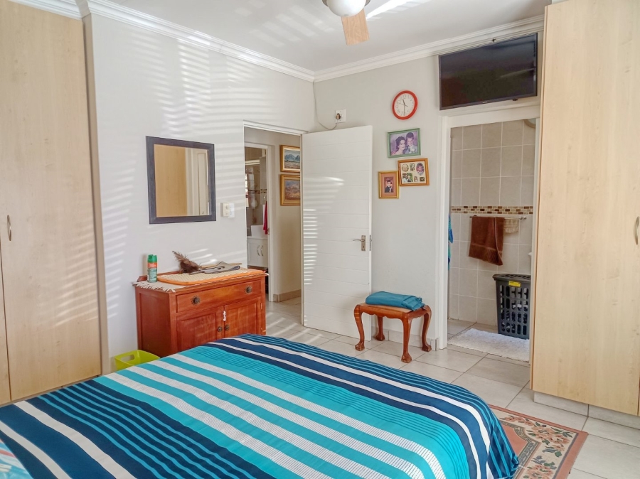 2 Bedroom Property for Sale in White River Mpumalanga