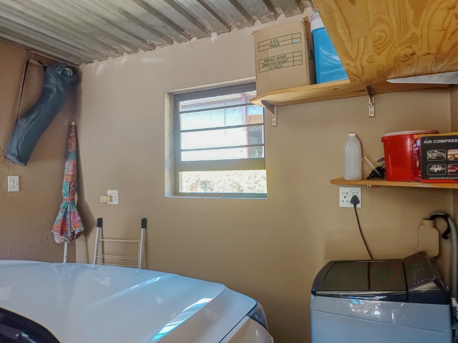 2 Bedroom Property for Sale in White River Mpumalanga