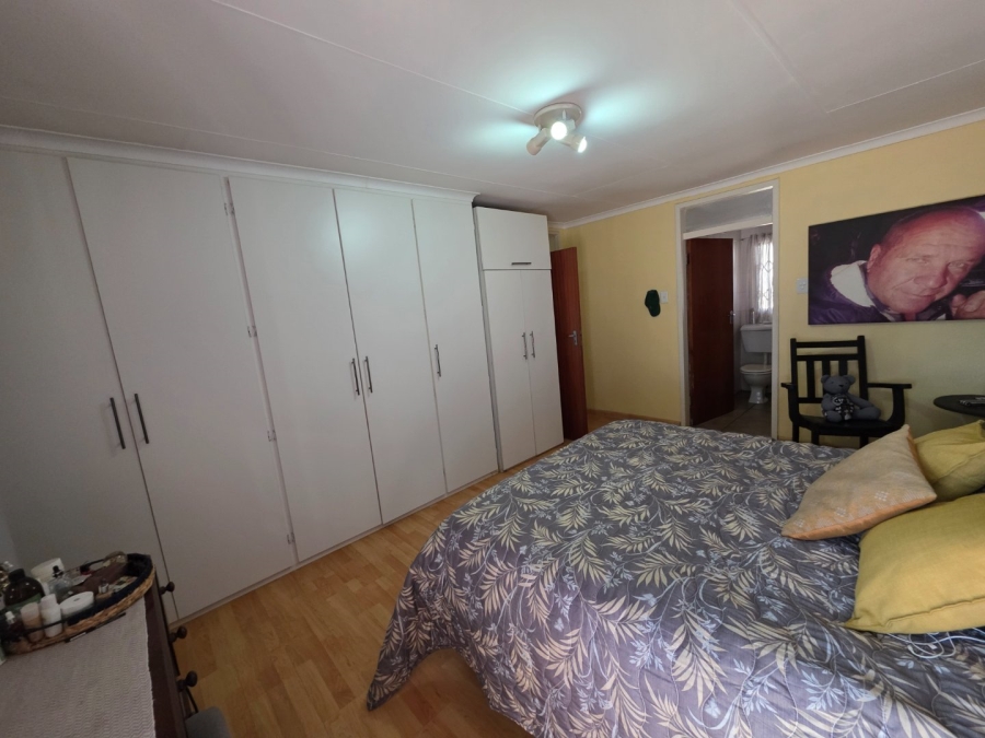 4 Bedroom Property for Sale in Kruinpark Mpumalanga