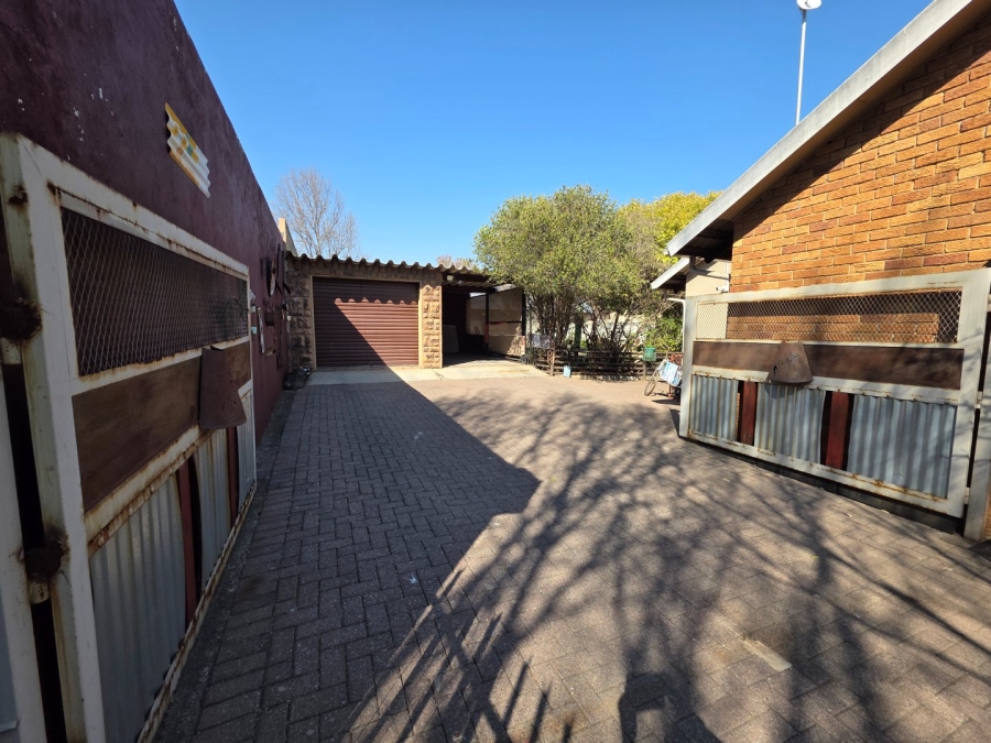 4 Bedroom Property for Sale in Kruinpark Mpumalanga