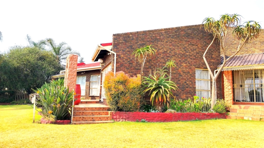 5 Bedroom Property for Sale in Del Judor Ext 2 Mpumalanga
