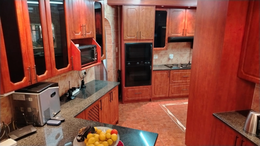 5 Bedroom Property for Sale in Del Judor Ext 2 Mpumalanga