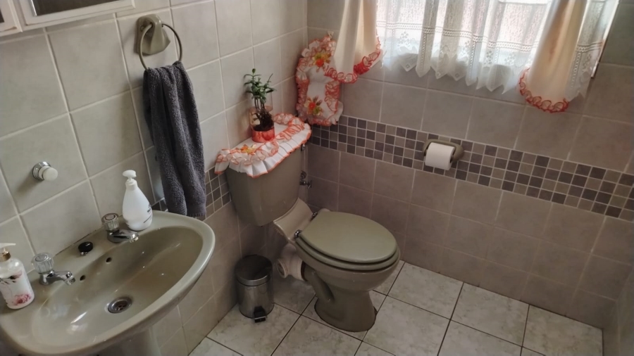 5 Bedroom Property for Sale in Del Judor Ext 2 Mpumalanga