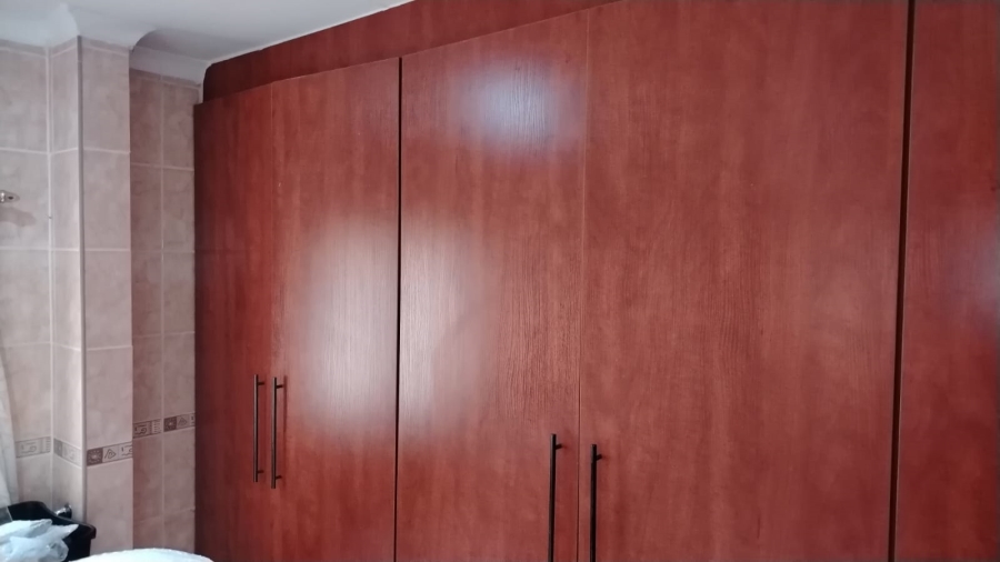 5 Bedroom Property for Sale in Del Judor Ext 2 Mpumalanga