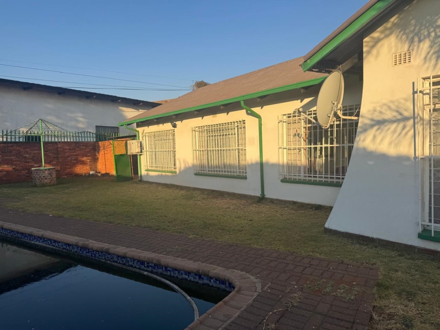 3 Bedroom Property for Sale in Witbank Ext 8 Mpumalanga