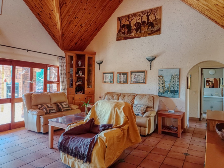 3 Bedroom Property for Sale in White River Country Estate Mpumalanga