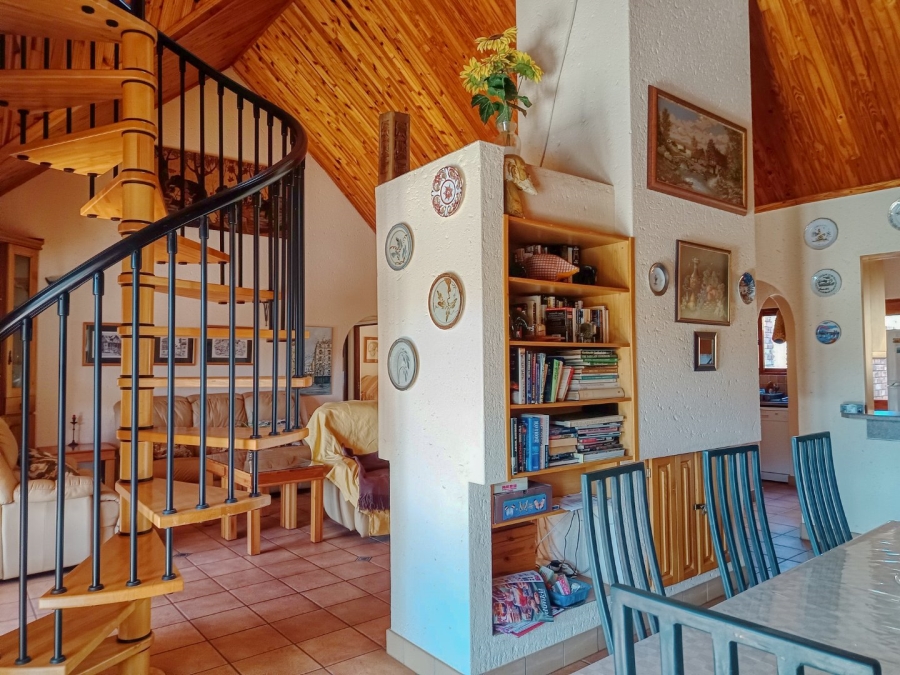 3 Bedroom Property for Sale in White River Country Estate Mpumalanga