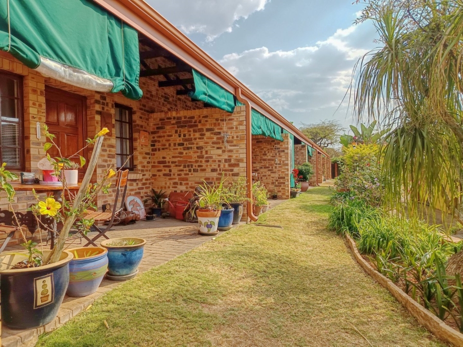 1 Bedroom Property for Sale in White River Ext 15 Mpumalanga